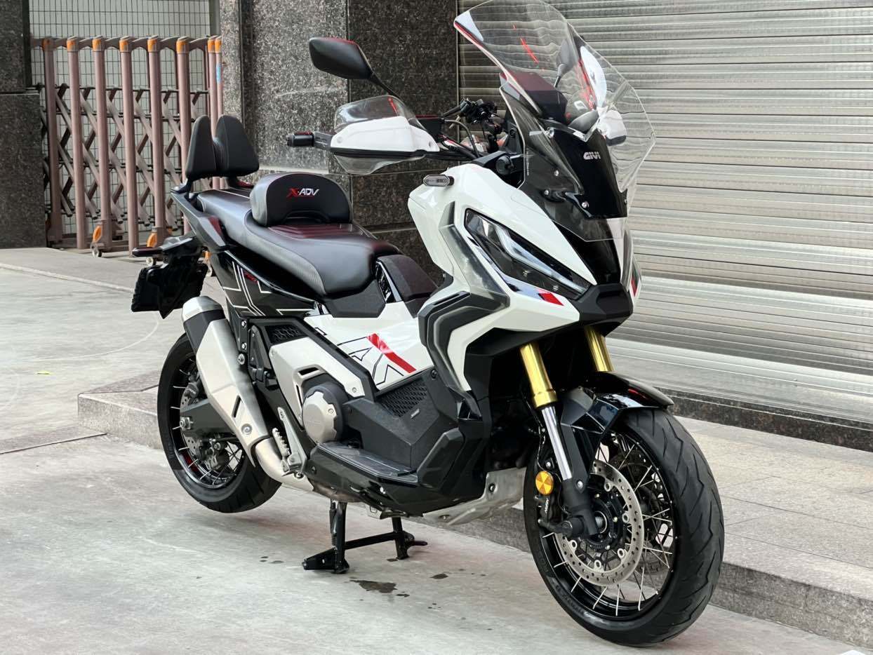 本田DREAMWING X-ADV 750