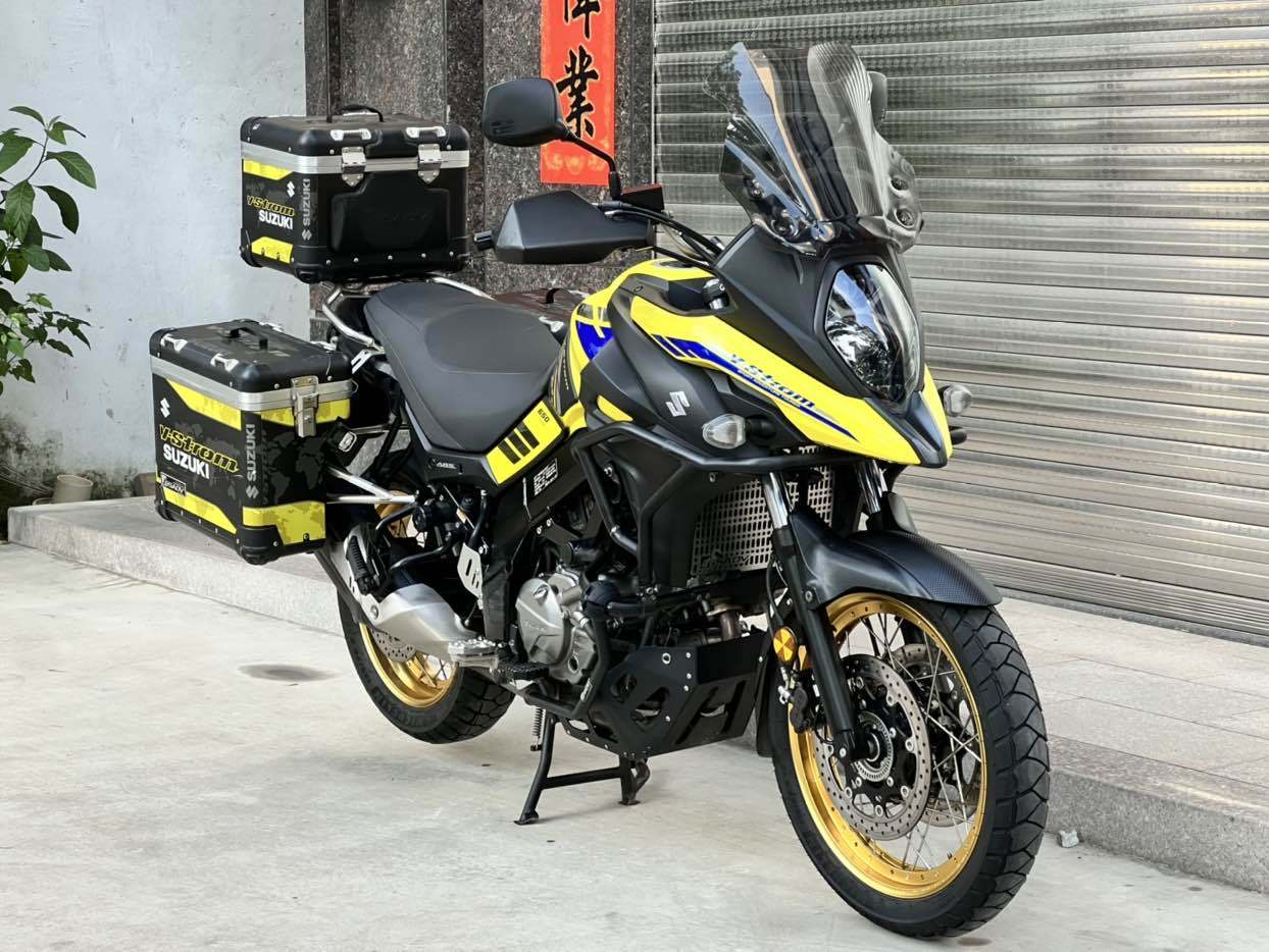 铃木 V-Strom 650