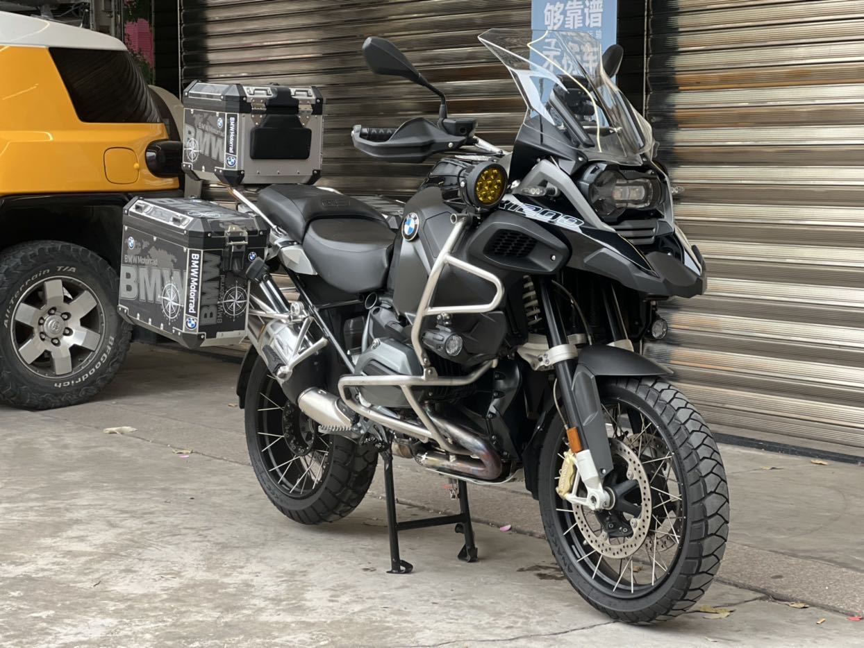 宝马 R 1200 GS