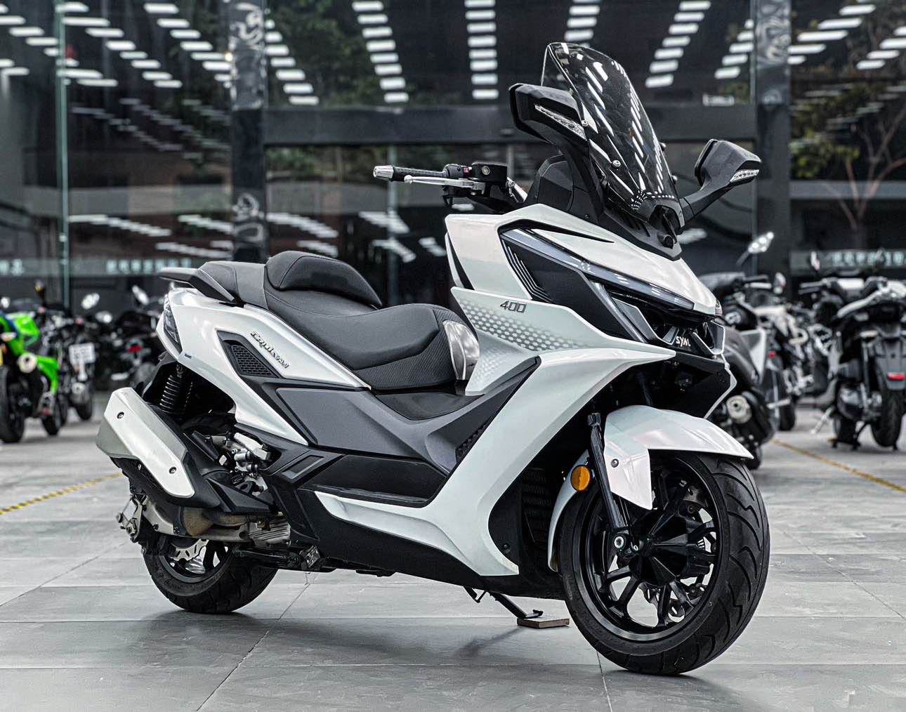 三阳 巡弋 Cruisym400