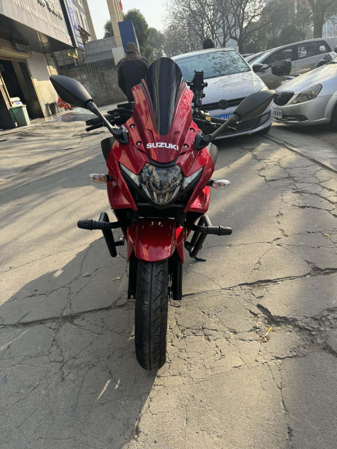 豪爵铃木 GSX250R