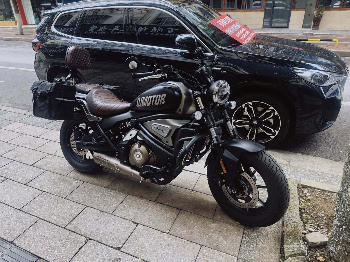 QJMOTOR 闪500S