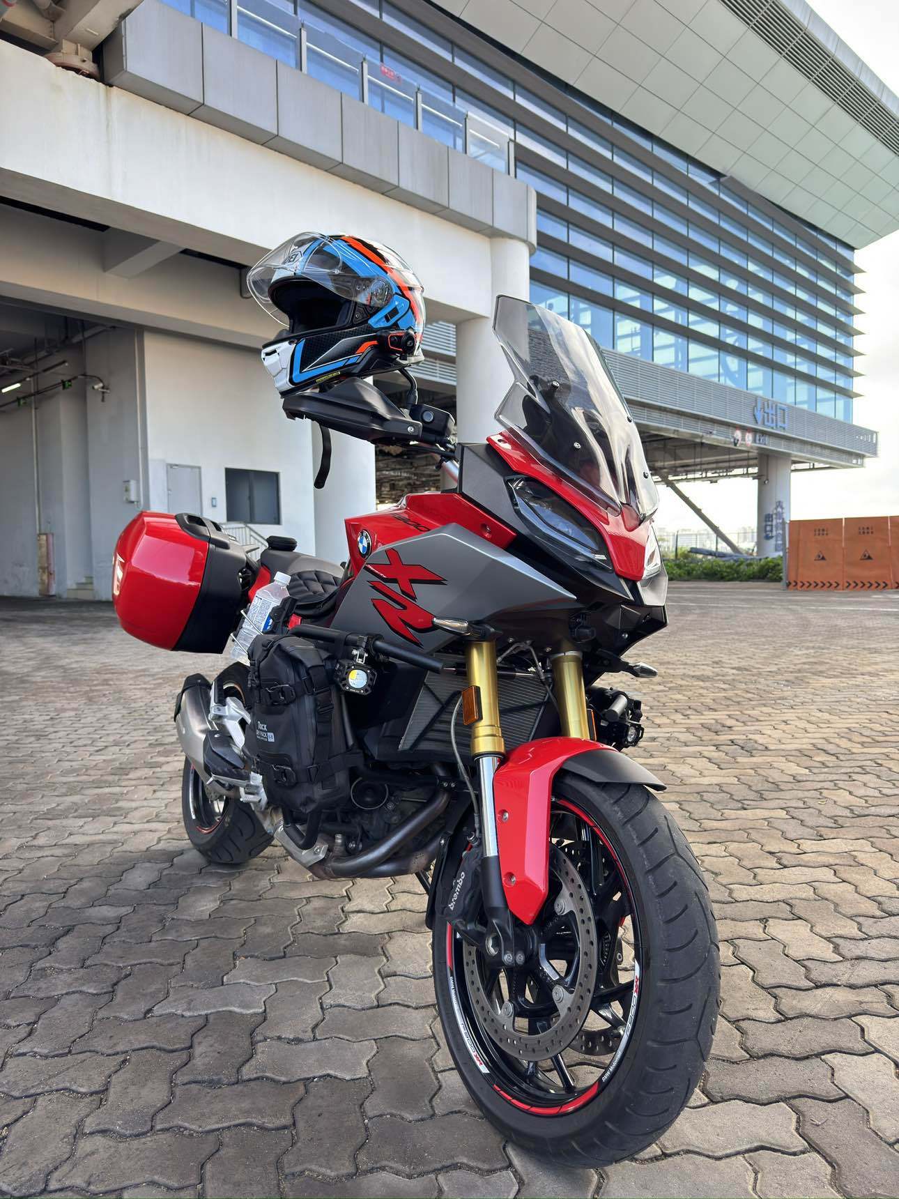 宝马 F 900 XR