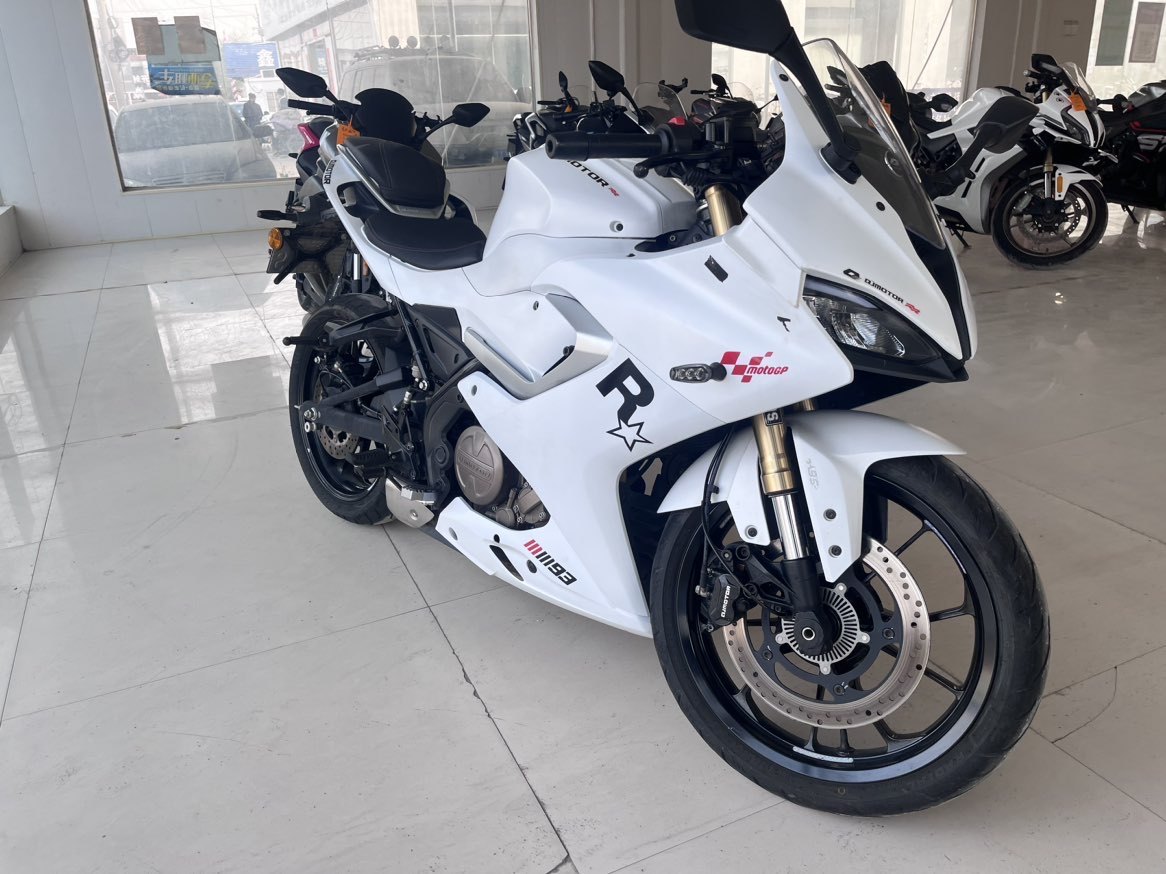 QJMOTOR 赛250