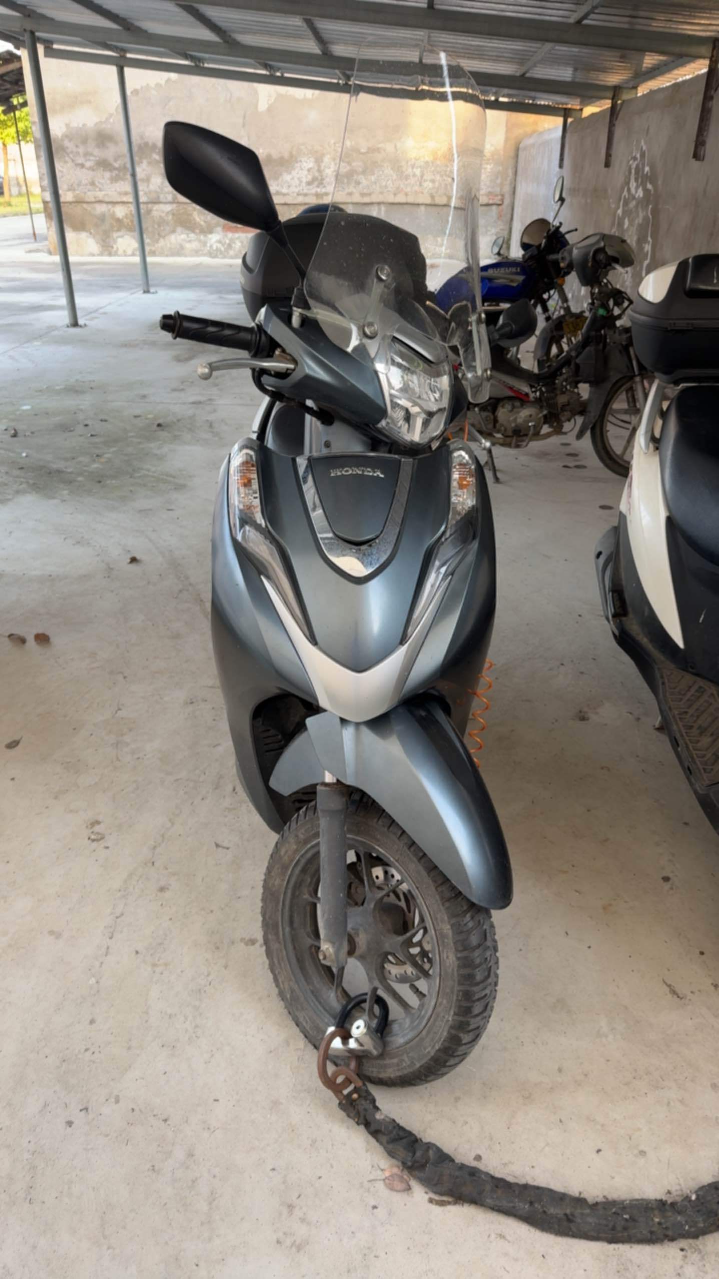 本田WING Lead125
