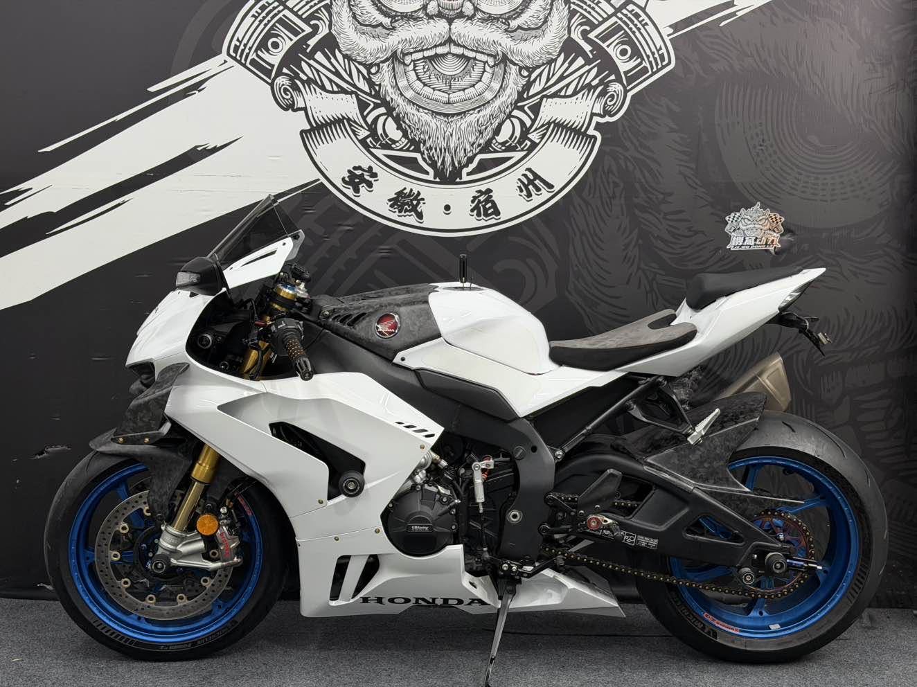 本田DREAMWING CBR 1000 RR-R