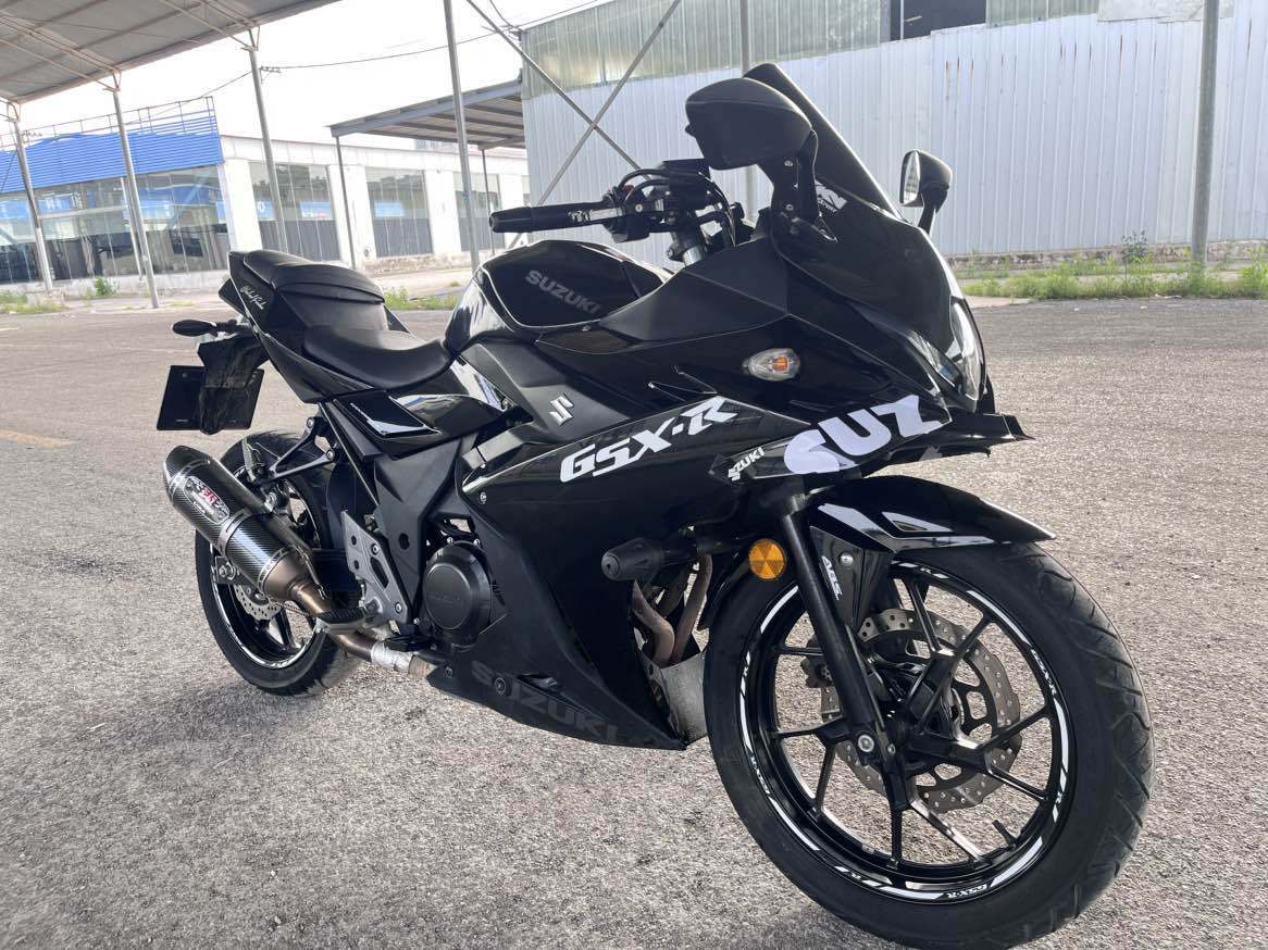 豪爵铃木 GSX250R