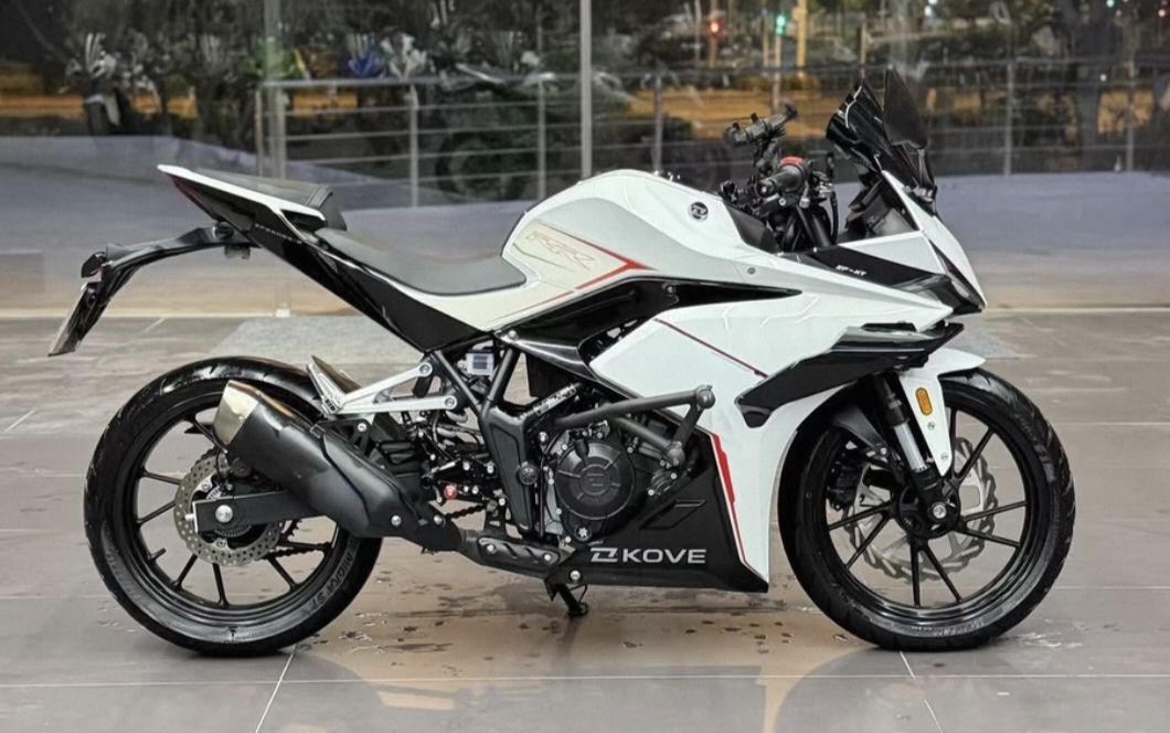 凯越 250RR 刺鸟