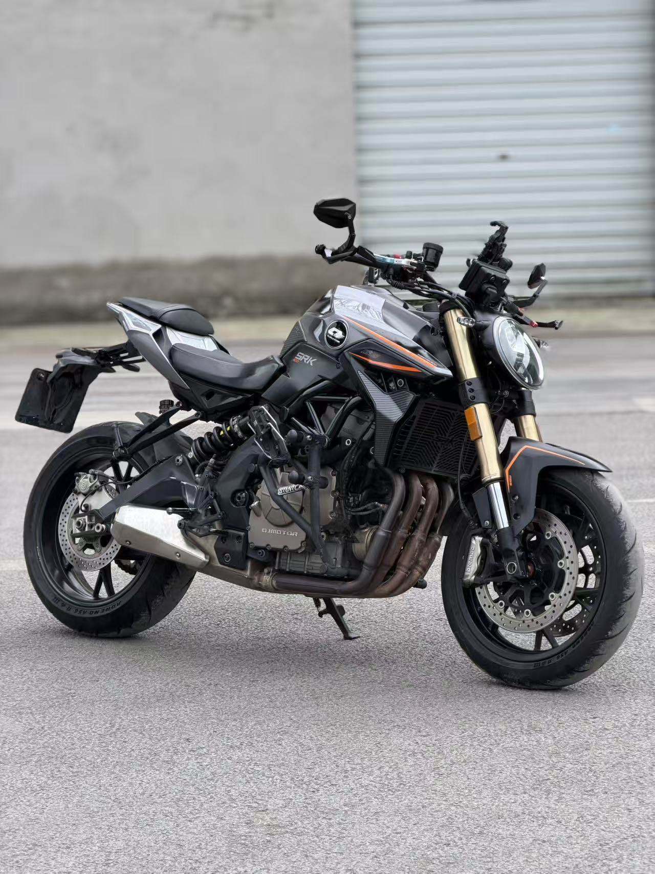 QJMOTOR 追600