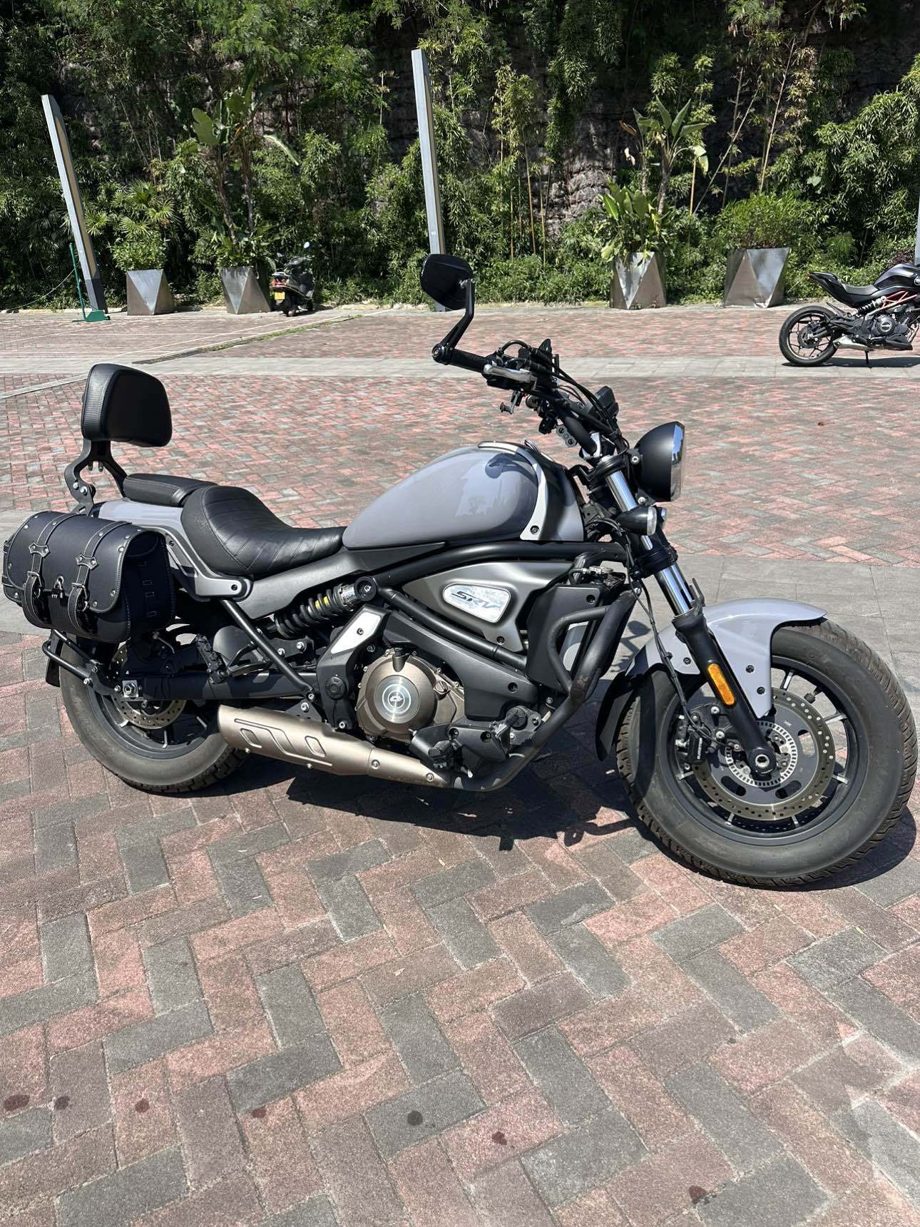 QJMOTOR 闪500S