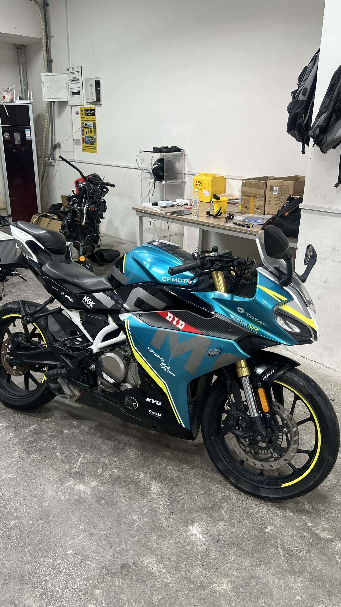 春风 250SR