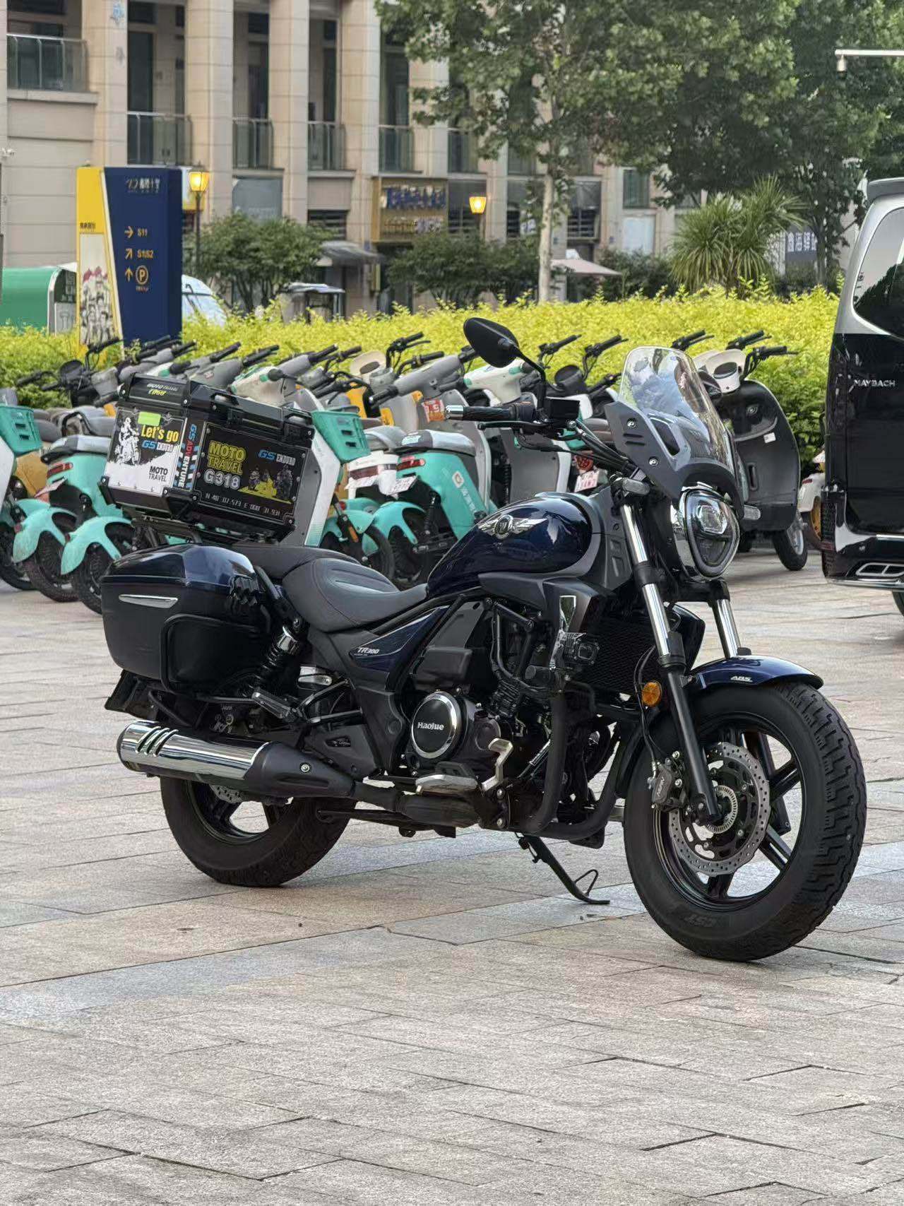 豪爵 TR300