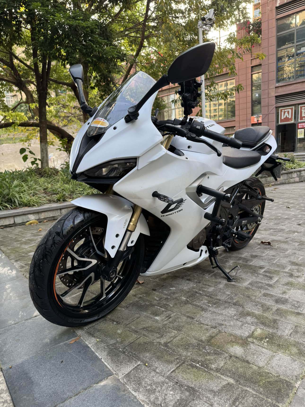 QJMOTOR 赛250