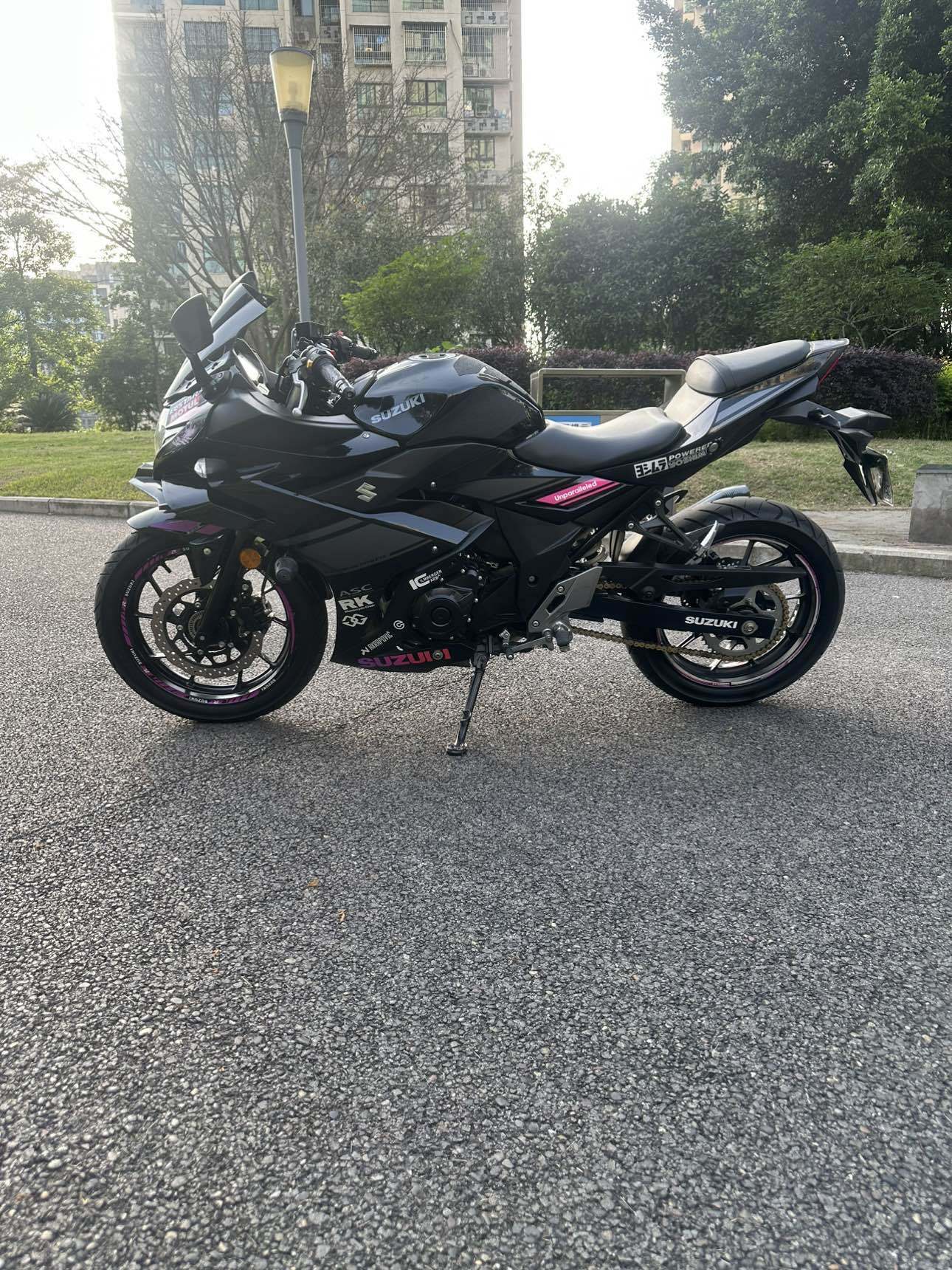豪爵铃木 GSX250R