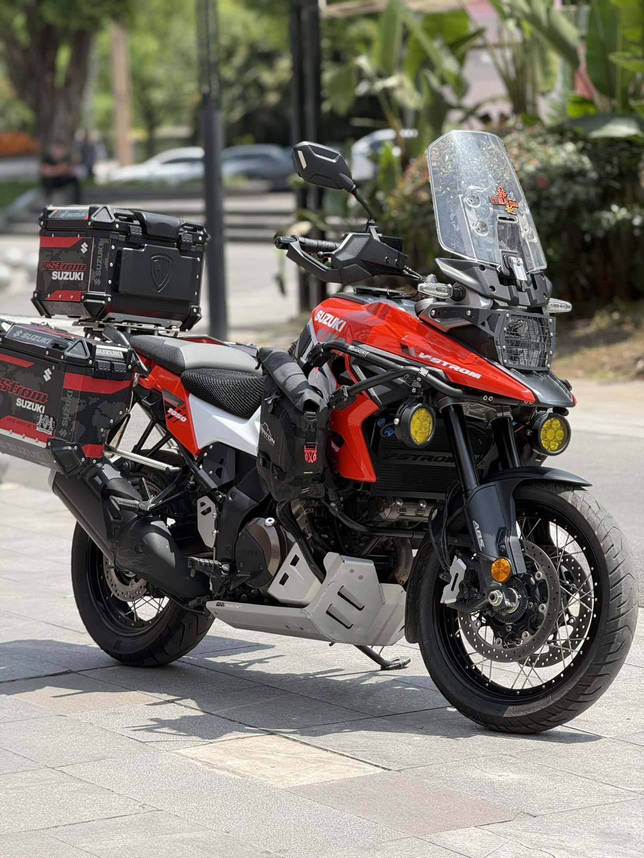 铃木 V-Strom 1050