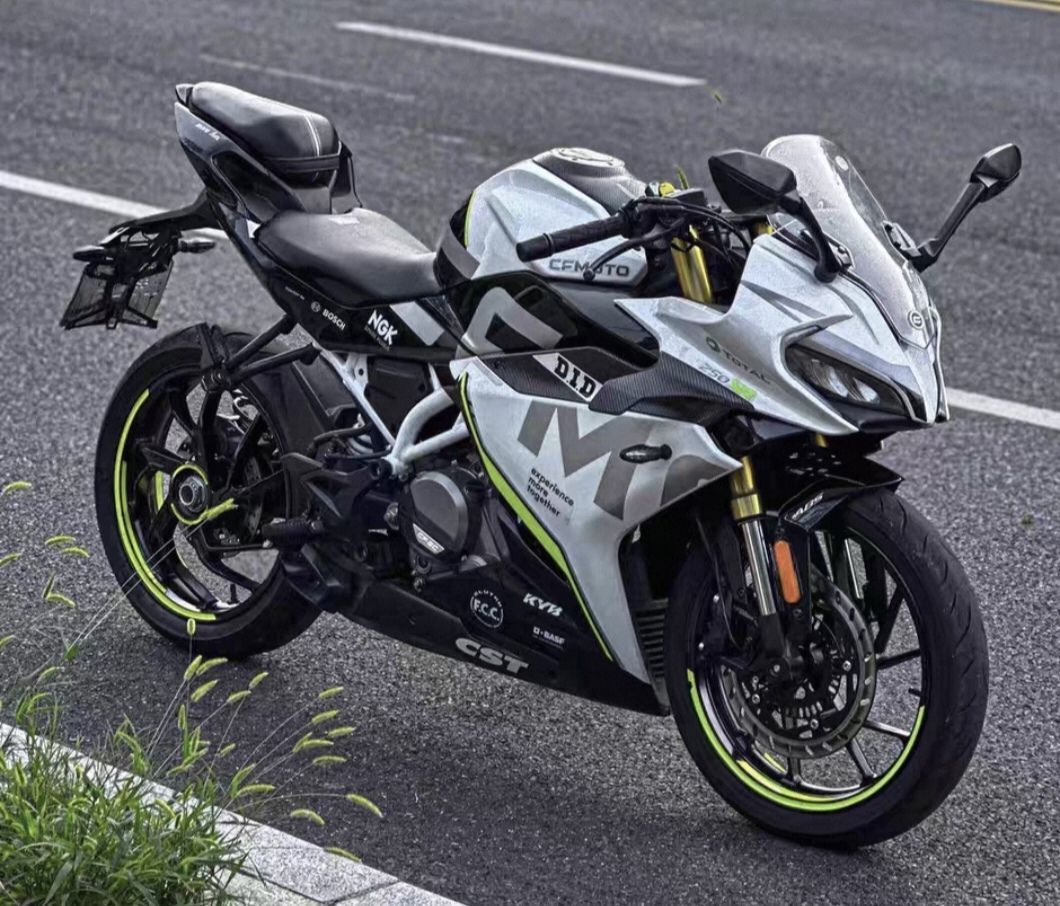 春风 250SR