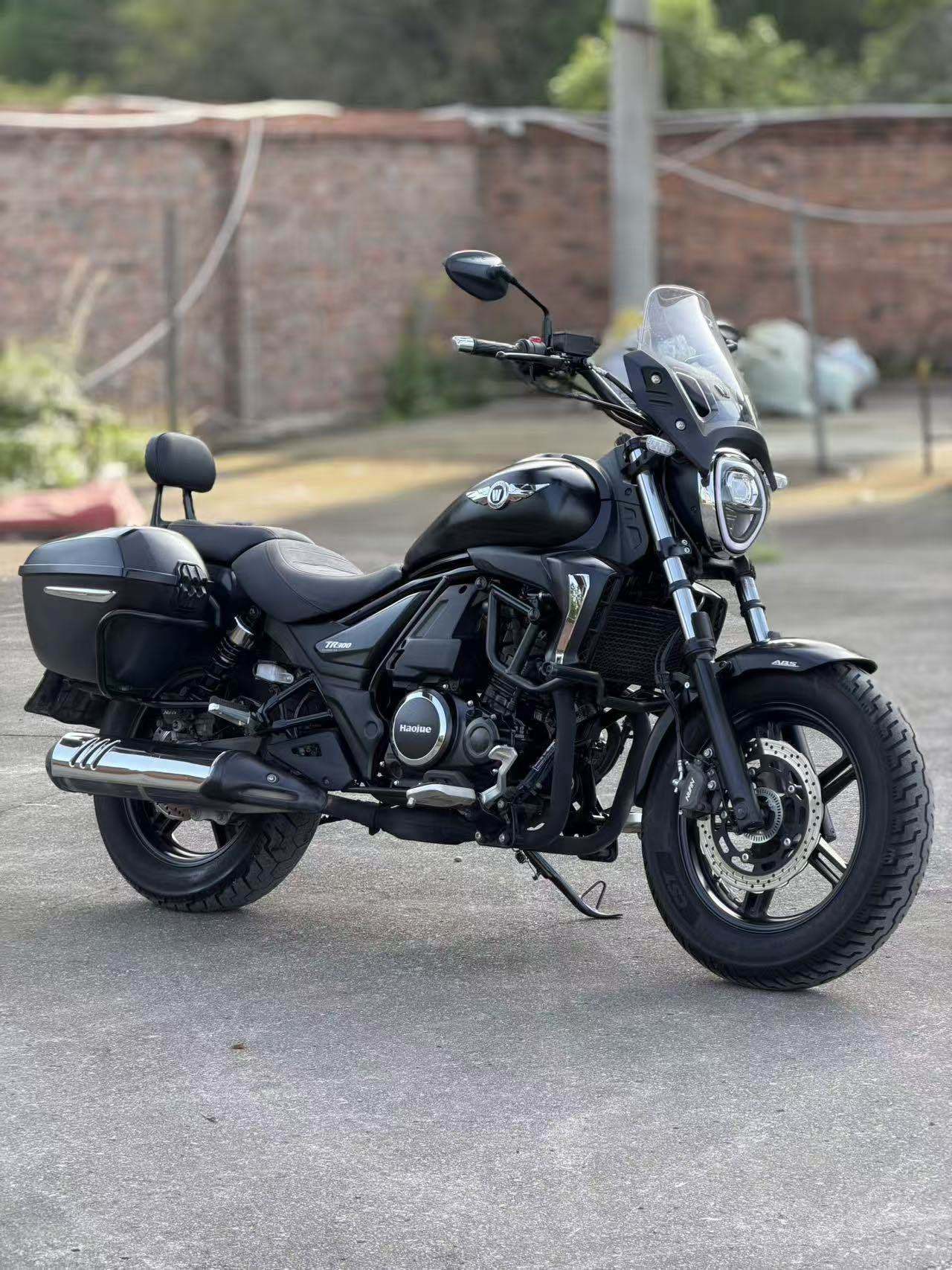 豪爵 TR300