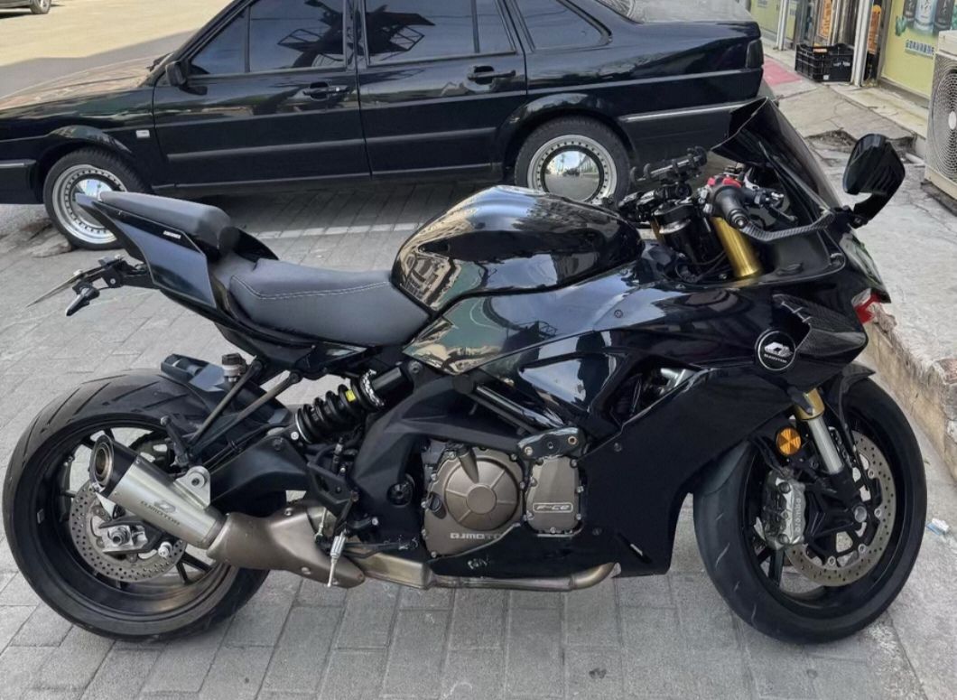 QJMOTOR 赛600