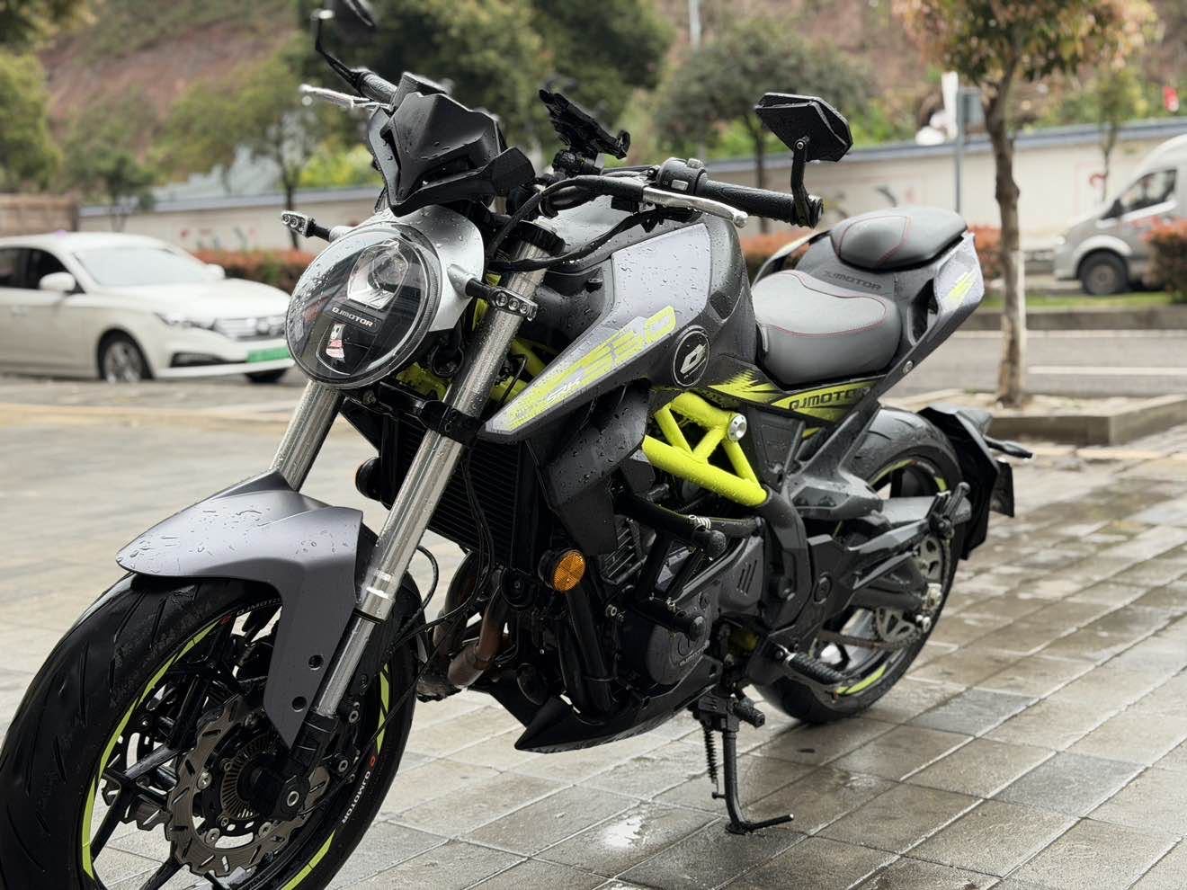 QJMOTOR 追350