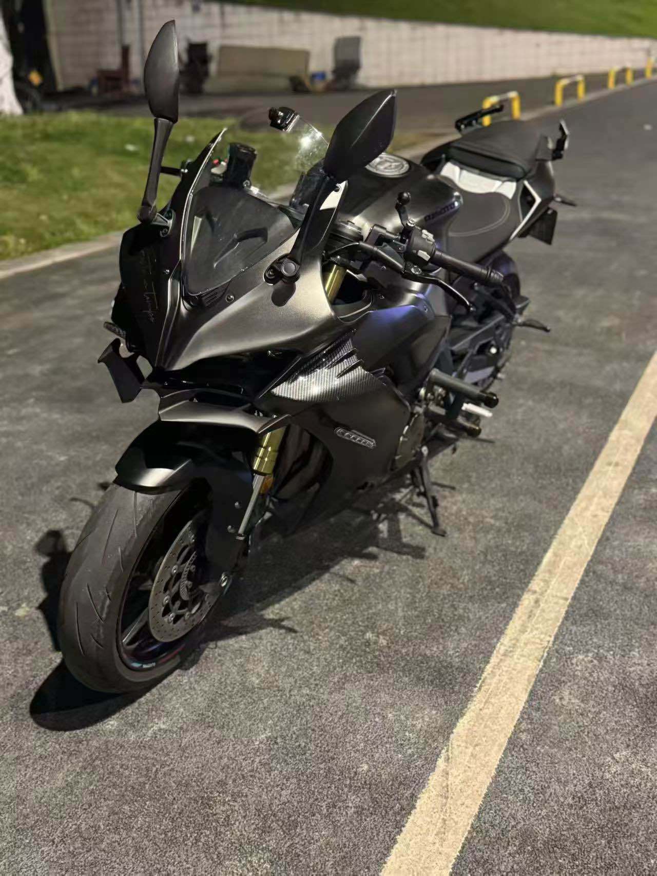 QJMOTOR 赛600