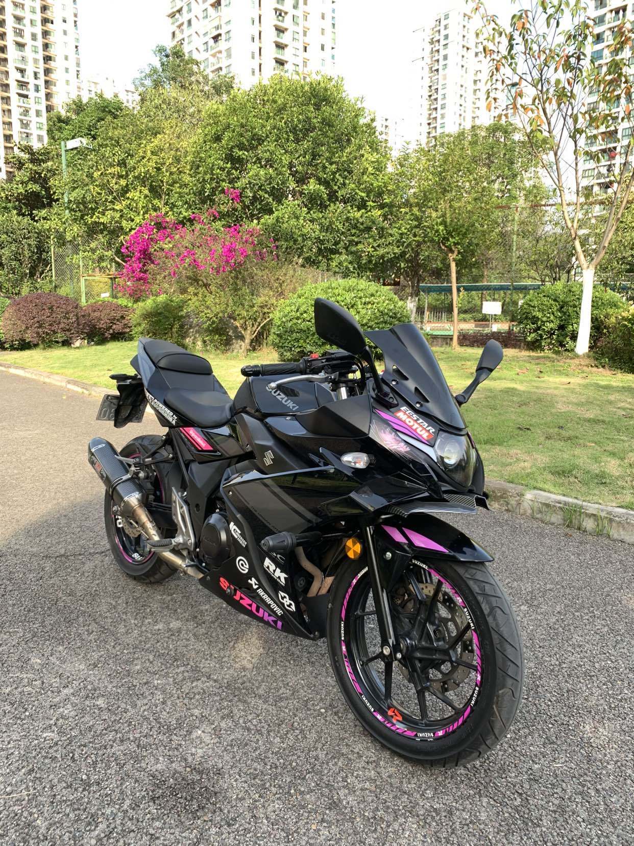 豪爵铃木 GSX250R