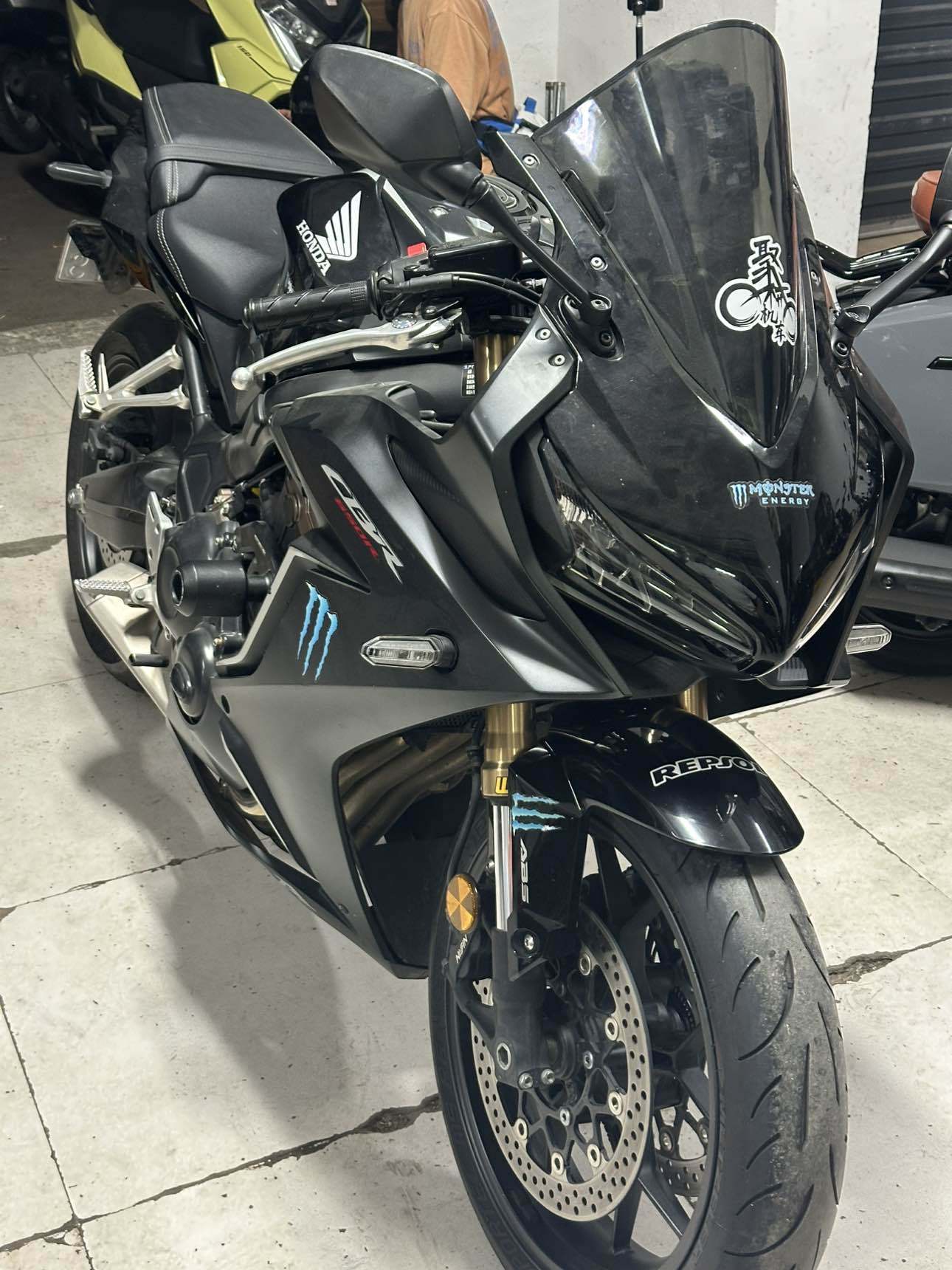本田DREAMWING CBR650R