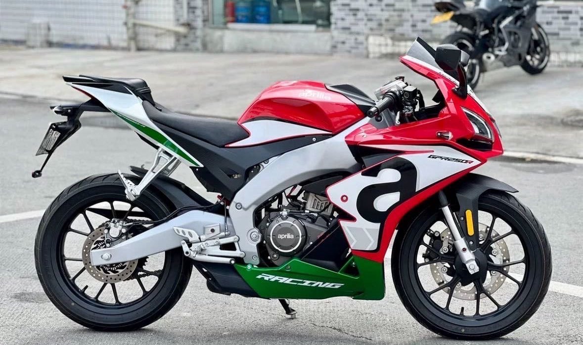 宗申阿普利亚 GPR250R