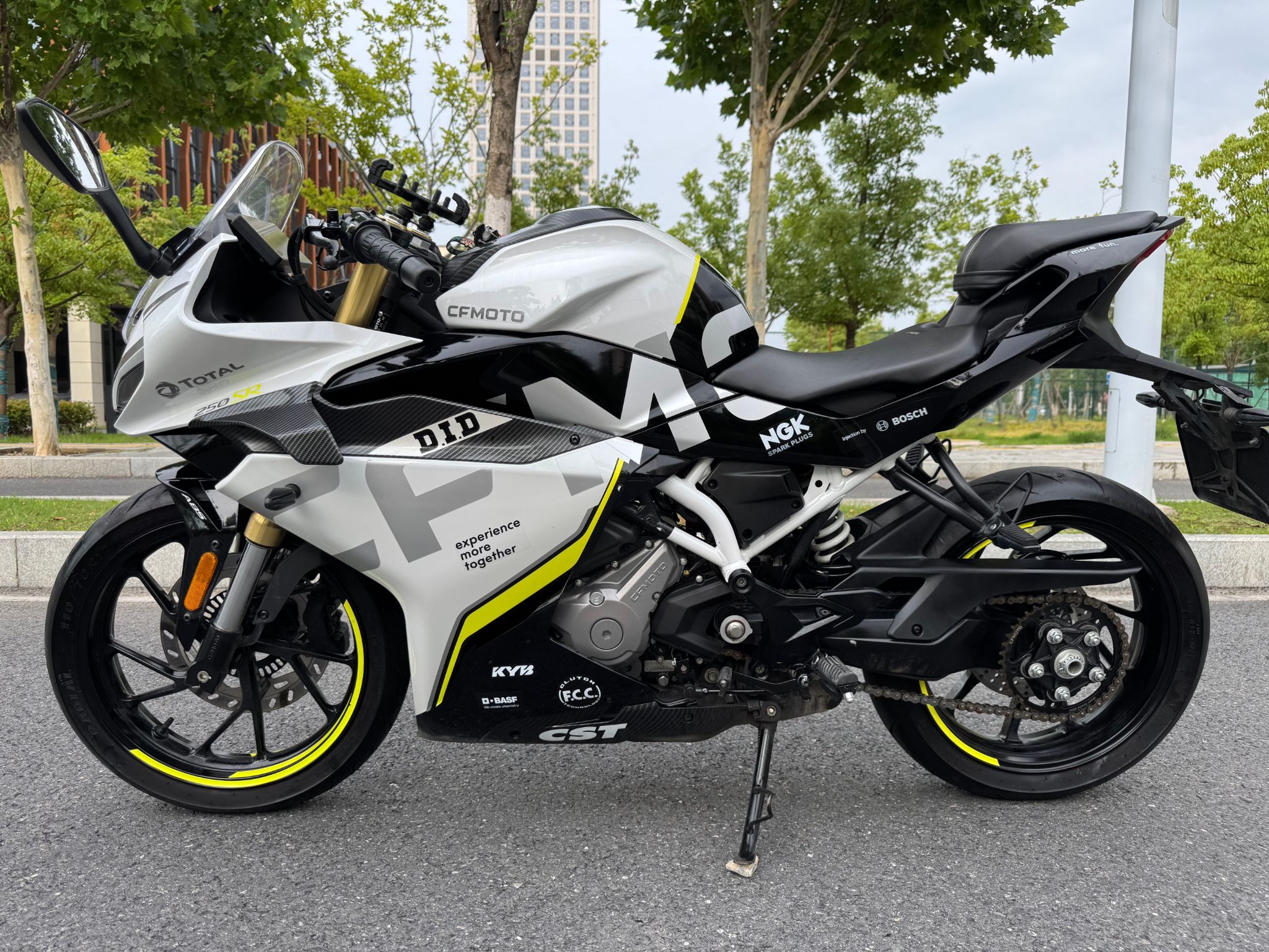 春风 250SR
