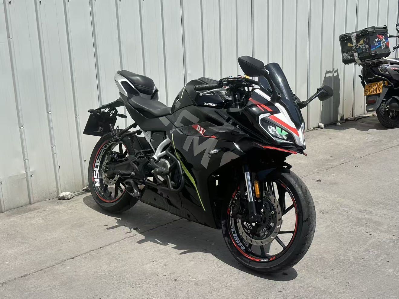 春风 250SR