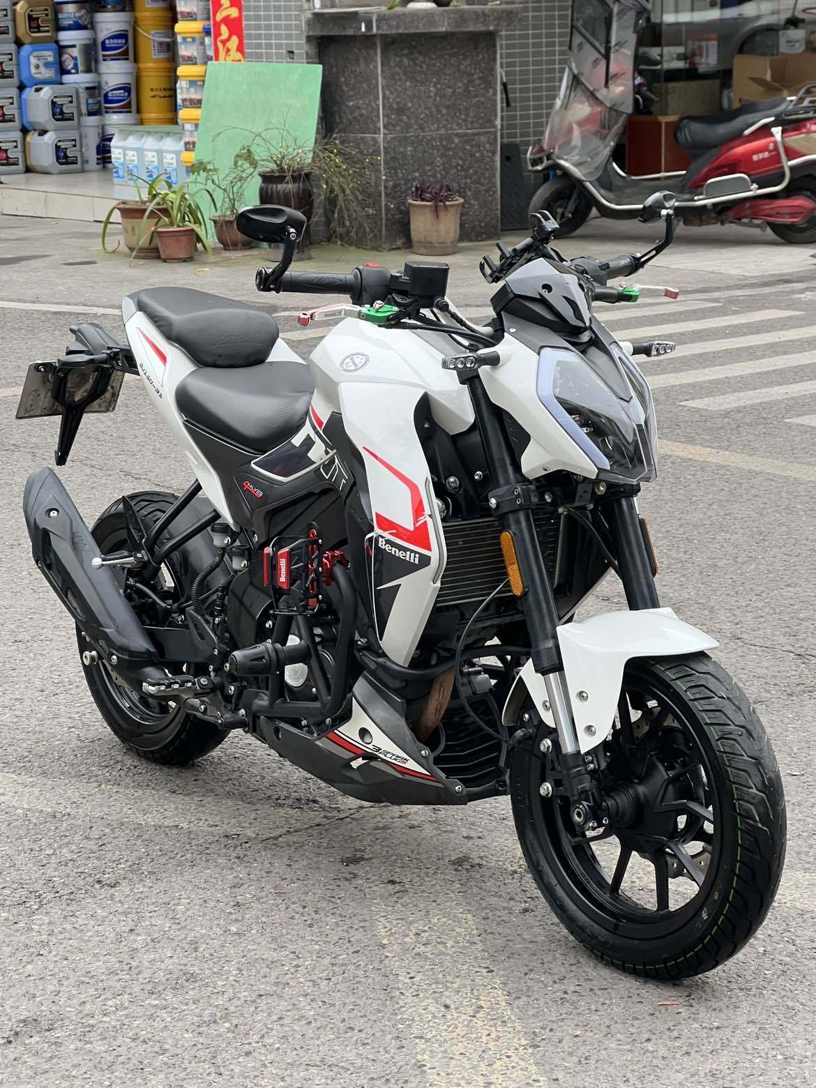 贝纳利 小迅龙 BN150S