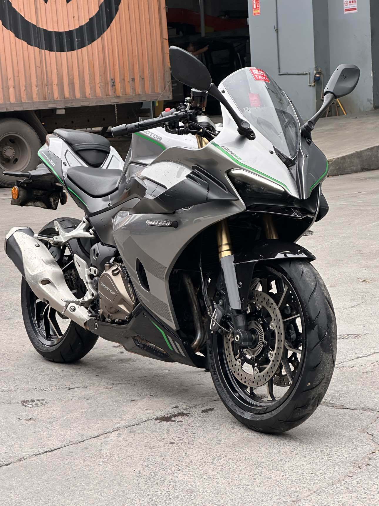 QJMOTOR 赛450