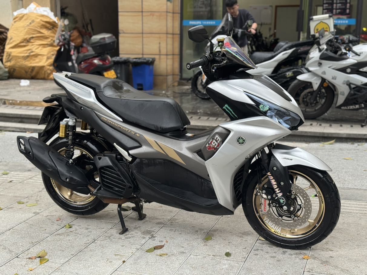 雅马哈 AEROSPORTS X