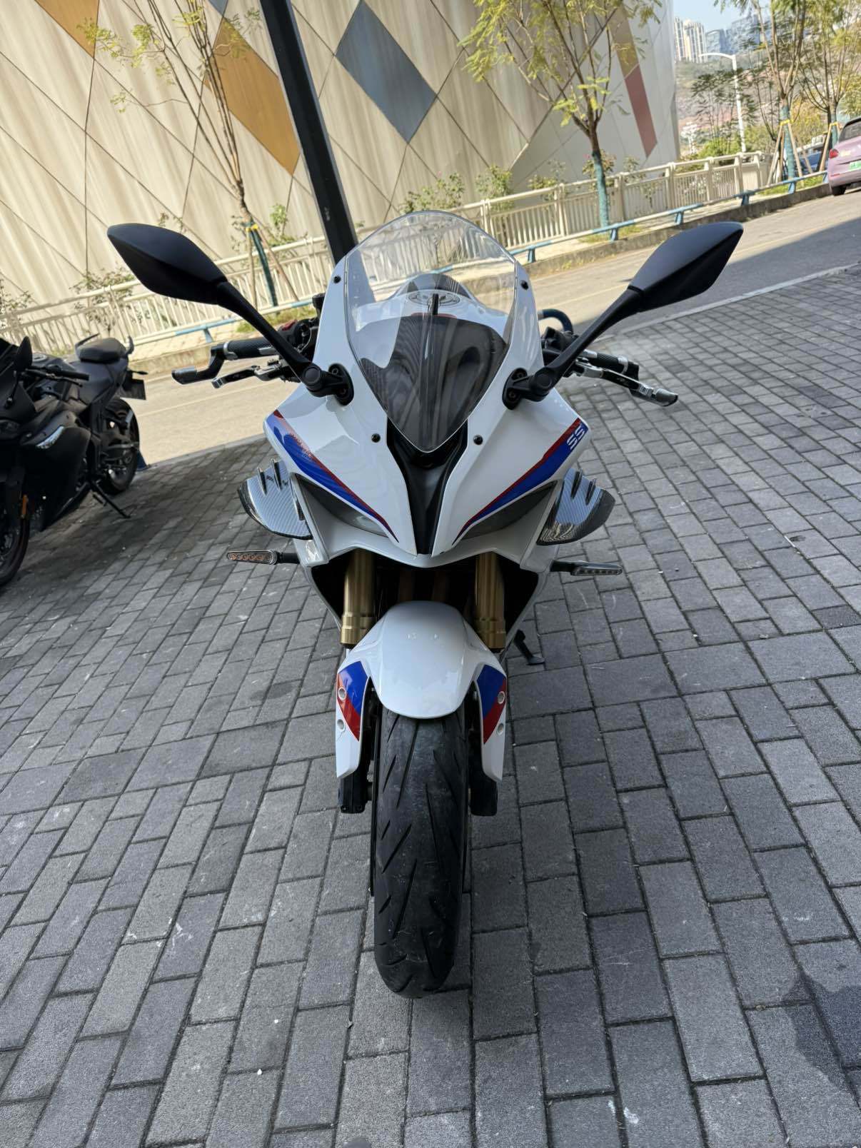 QJMOTOR 赛600