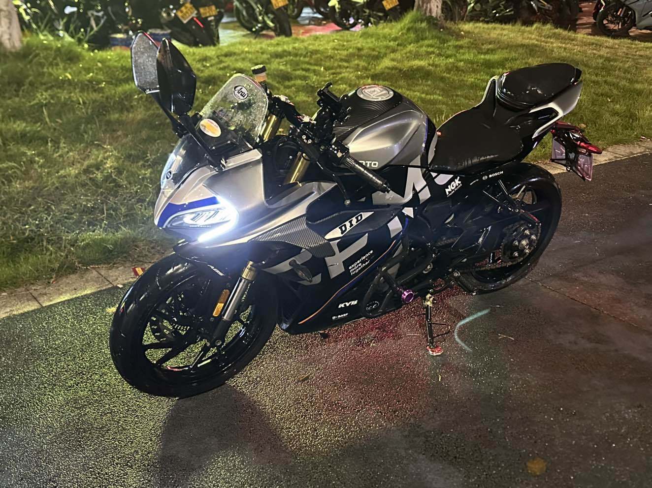 春风 250SR