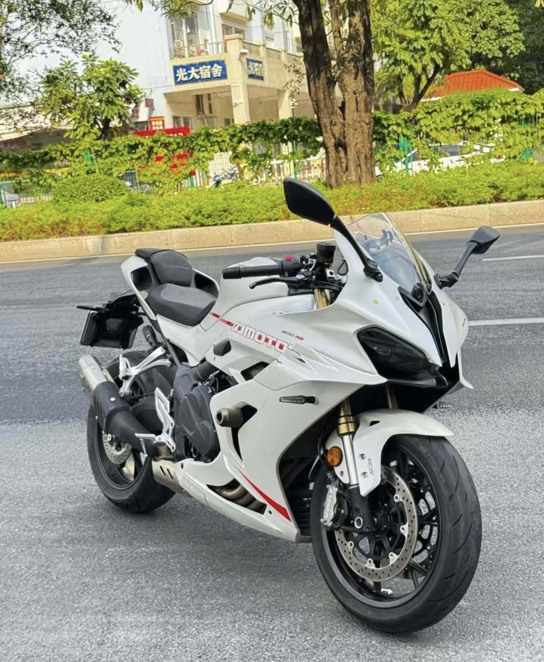 QJMOTOR 赛600