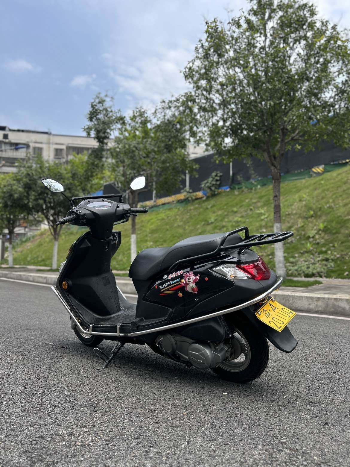 豪爵 VF125