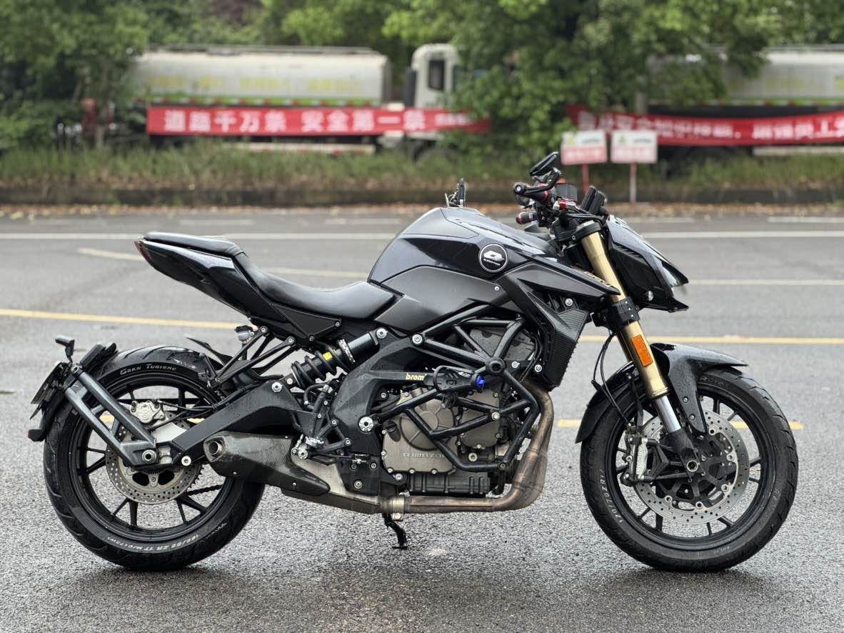 QJMOTOR 追600