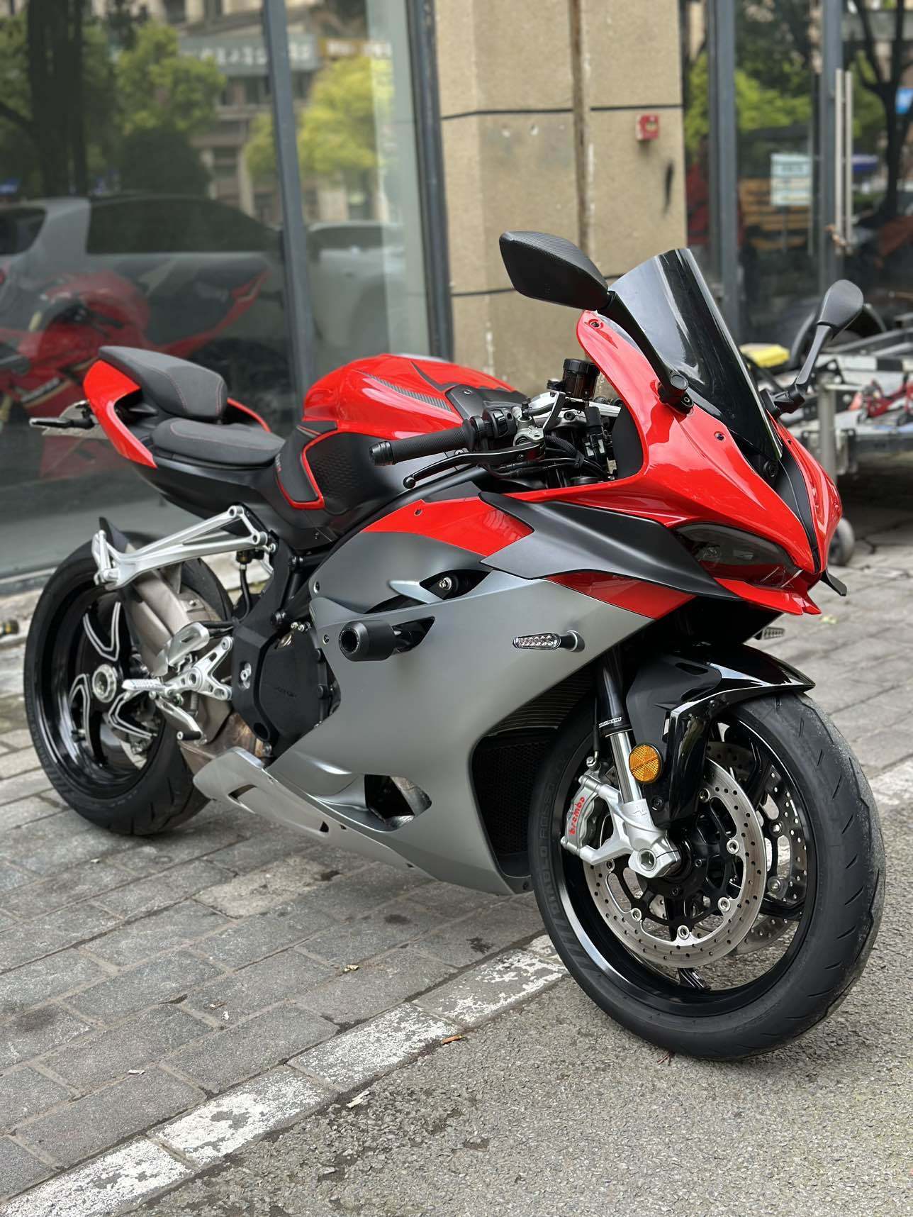 QJMOTOR QJ900GS-8D