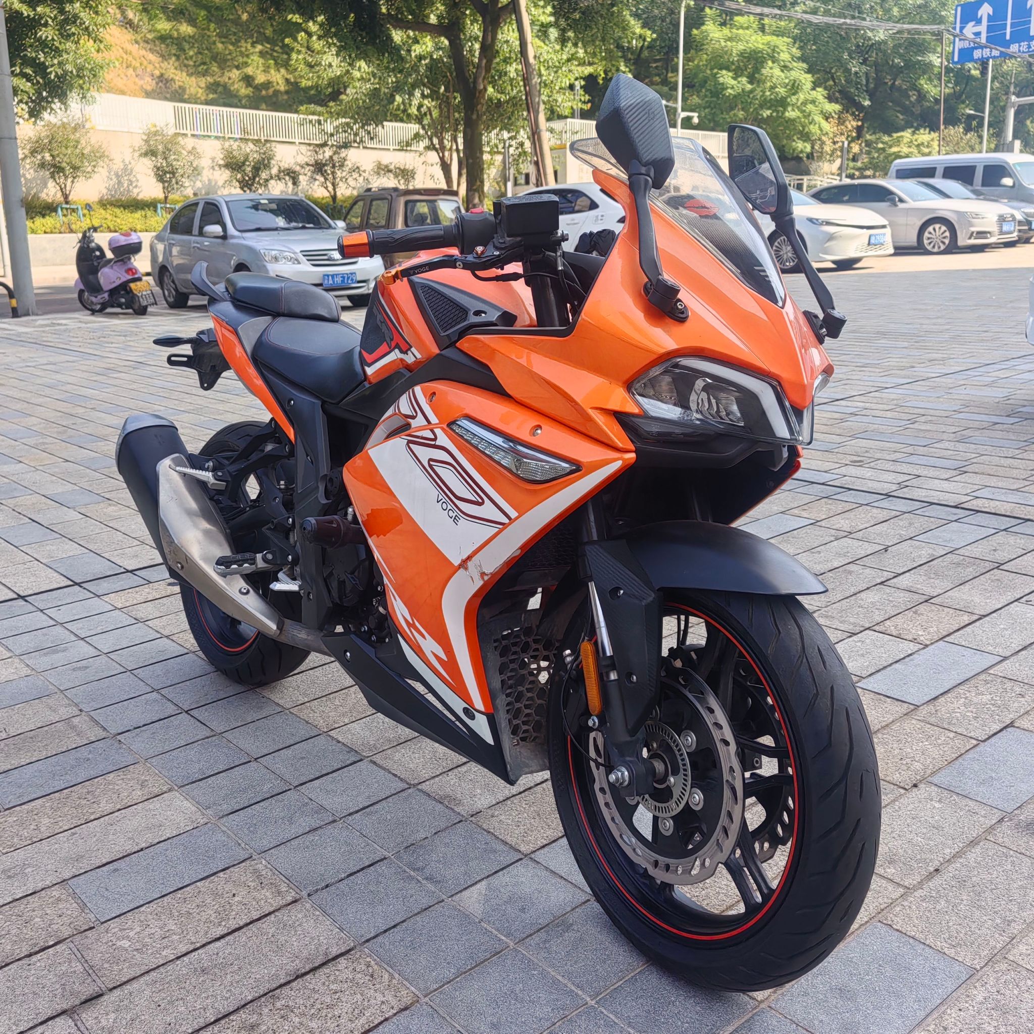 无极 300RR