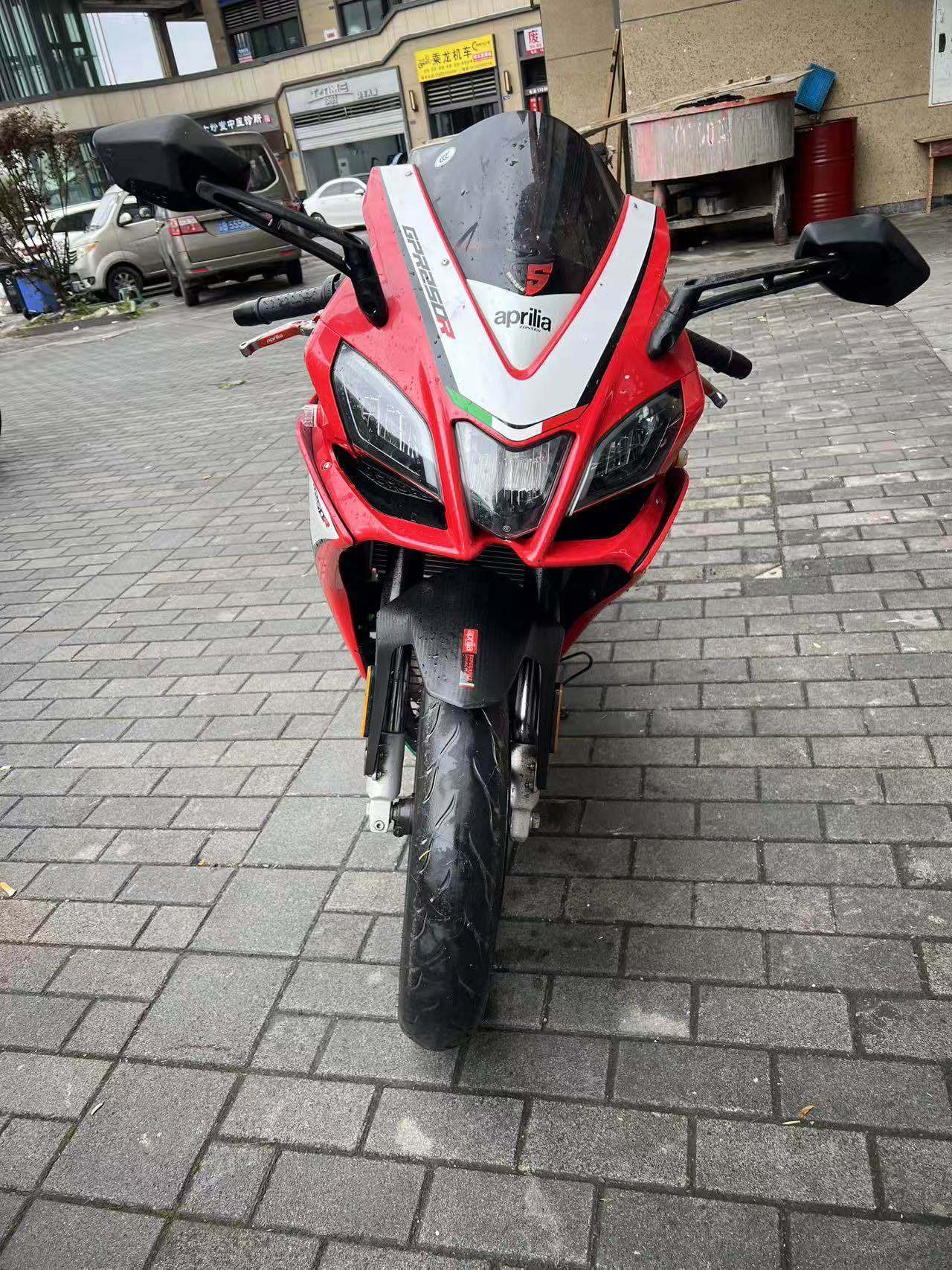 宗申阿普利亚 GPR250R