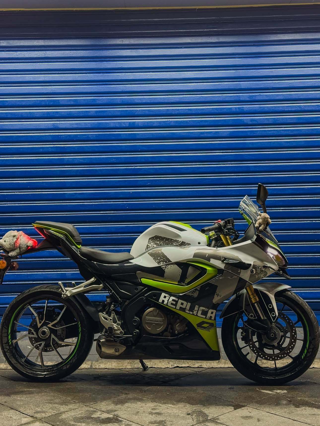 QJMOTOR 赛250