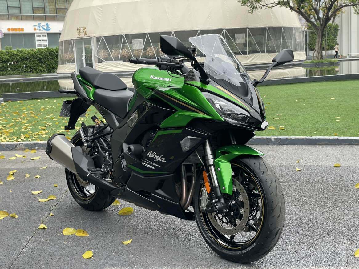川崎 Ninja 1100SX