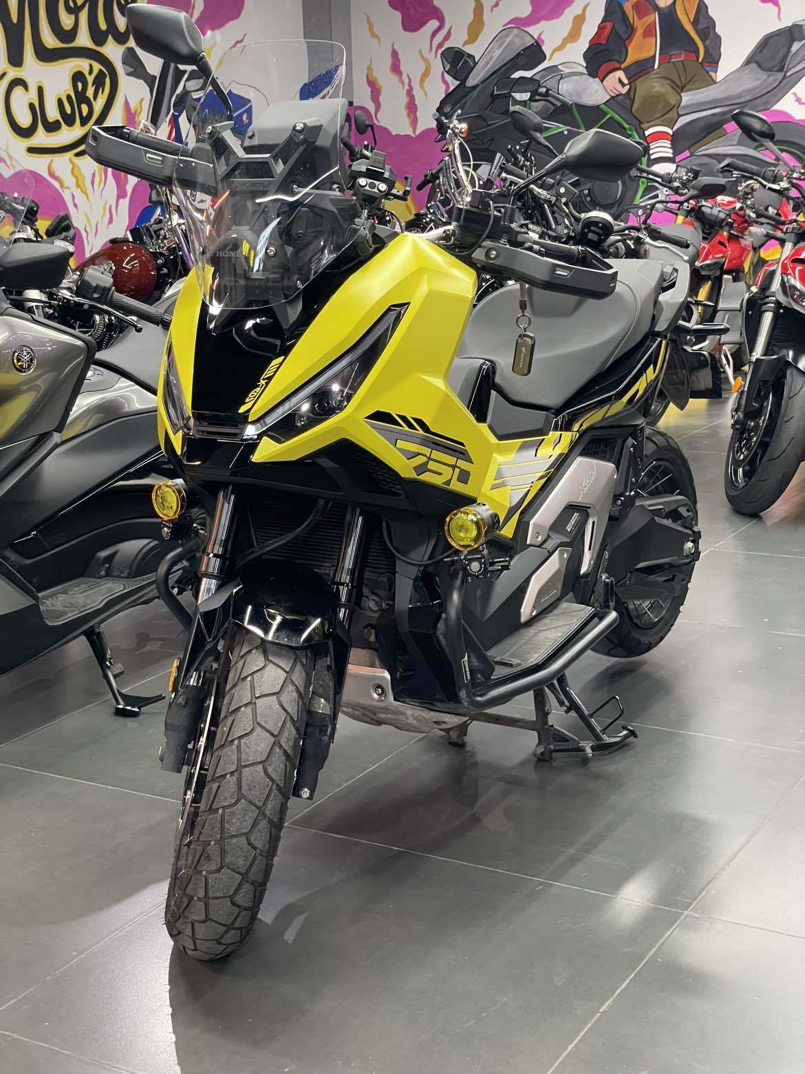 本田DREAMWING X-ADV 750