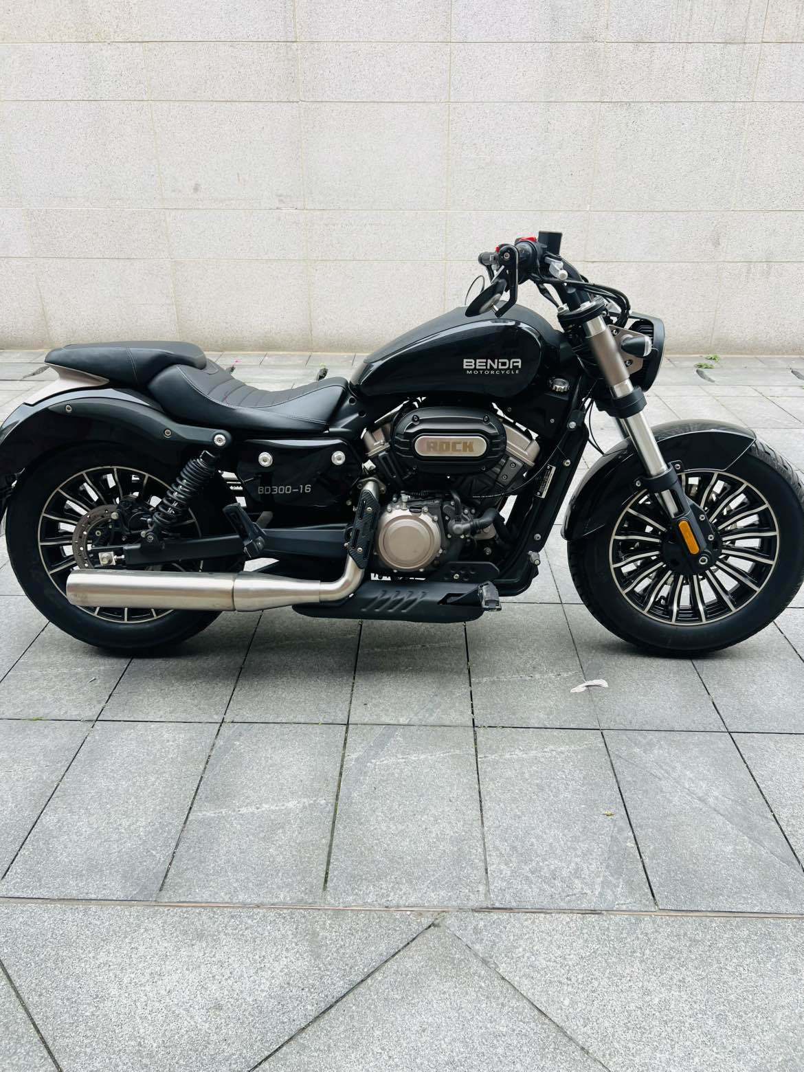 奔达 Rock300 灰石