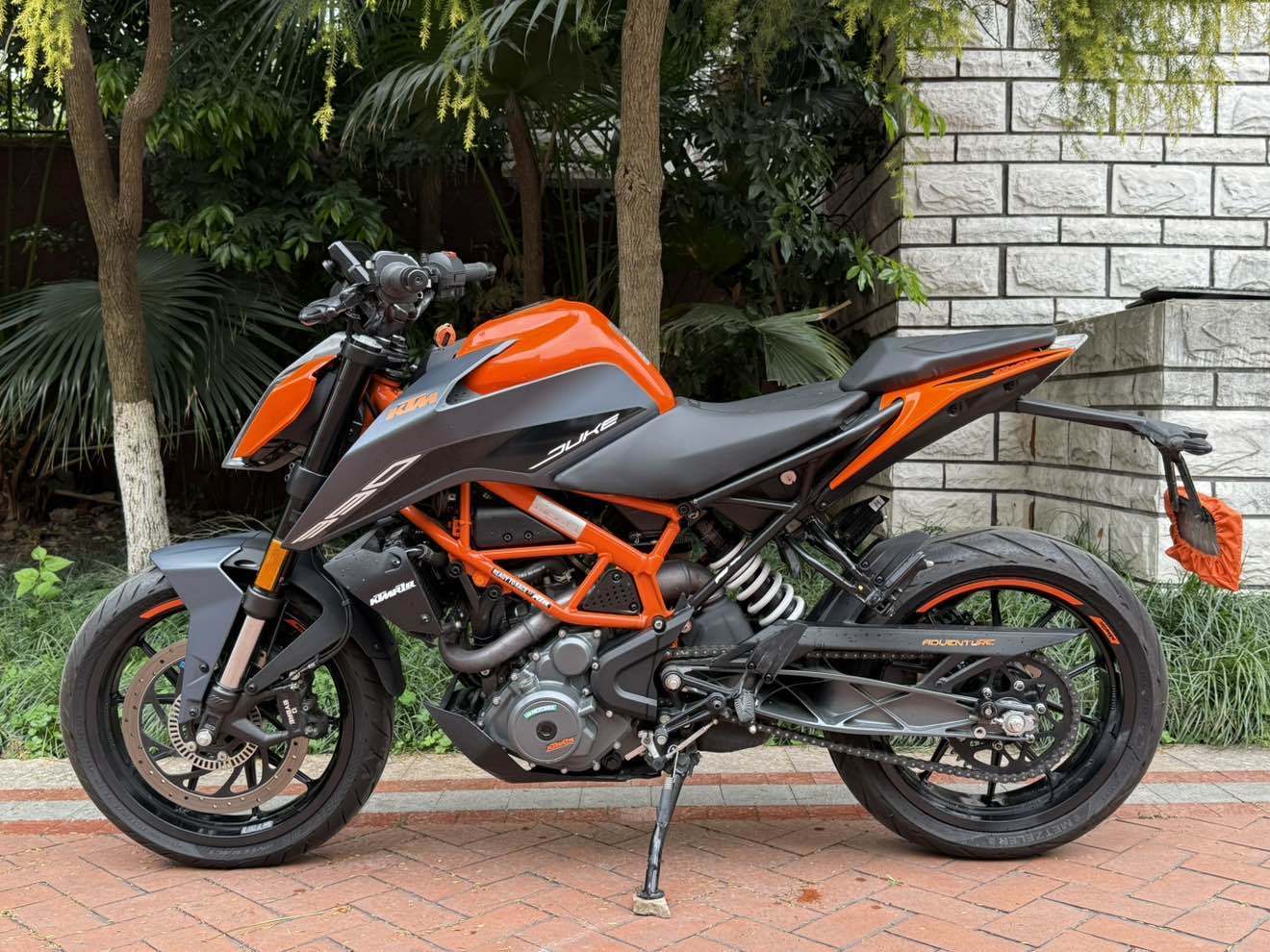 KTMR2R 390 Duke