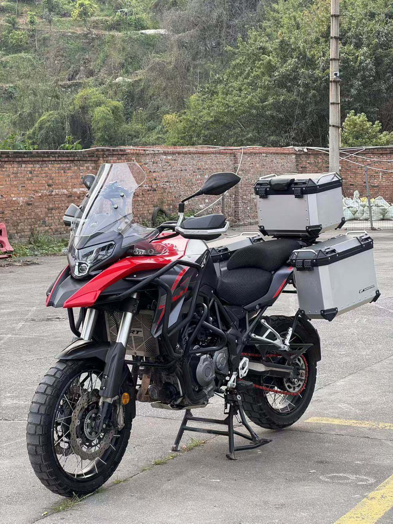 QJMOTOR 骁500