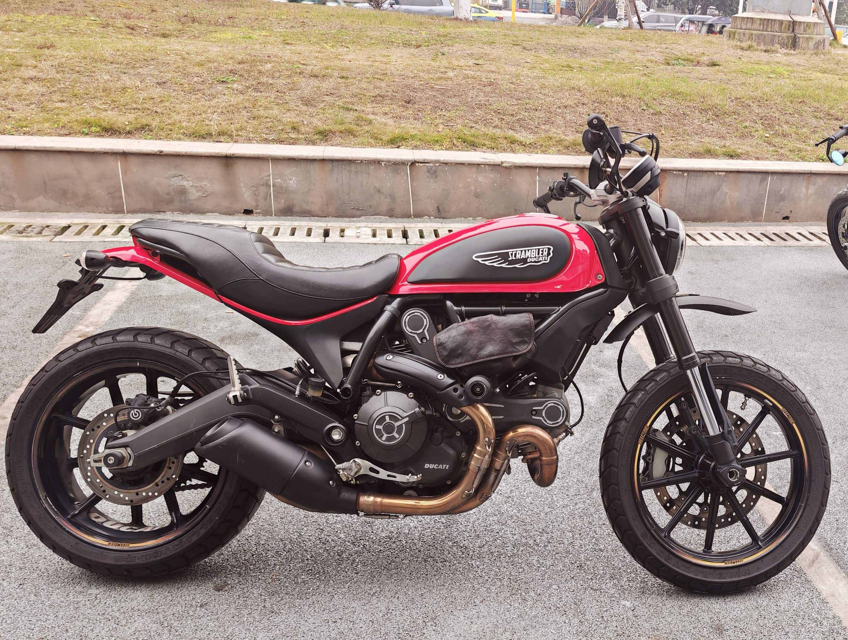 杜卡迪 Scrambler 800