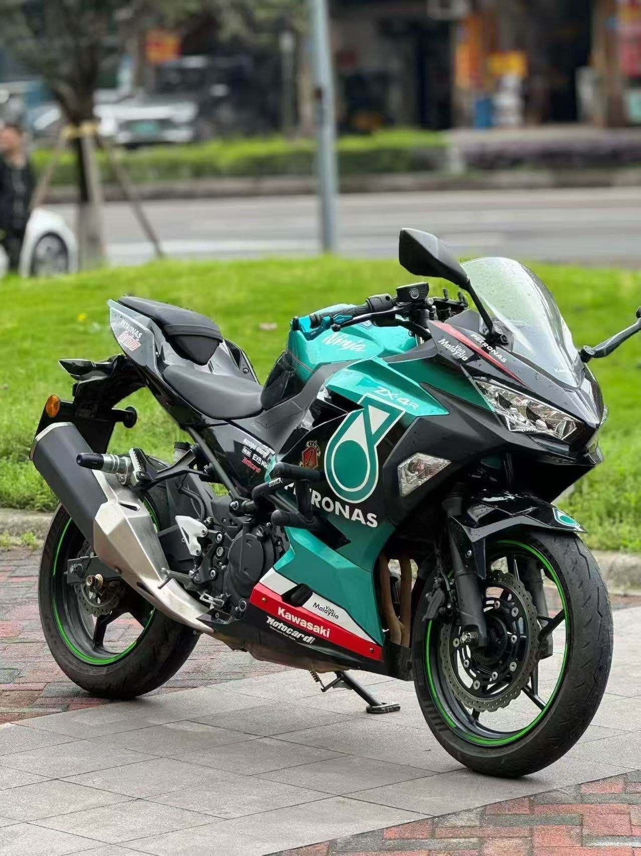 川崎 Ninja 400