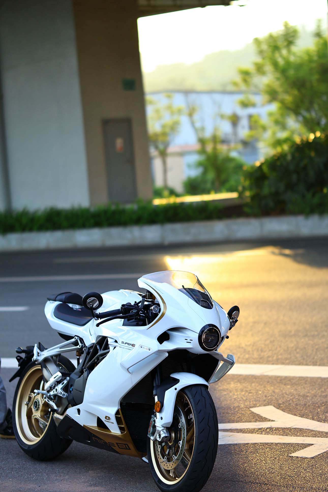 QJMOTOR Super921