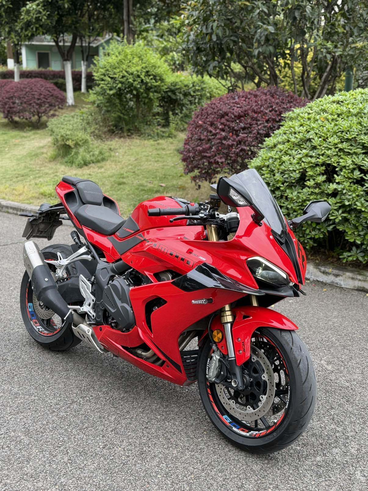 QJMOTOR 赛600